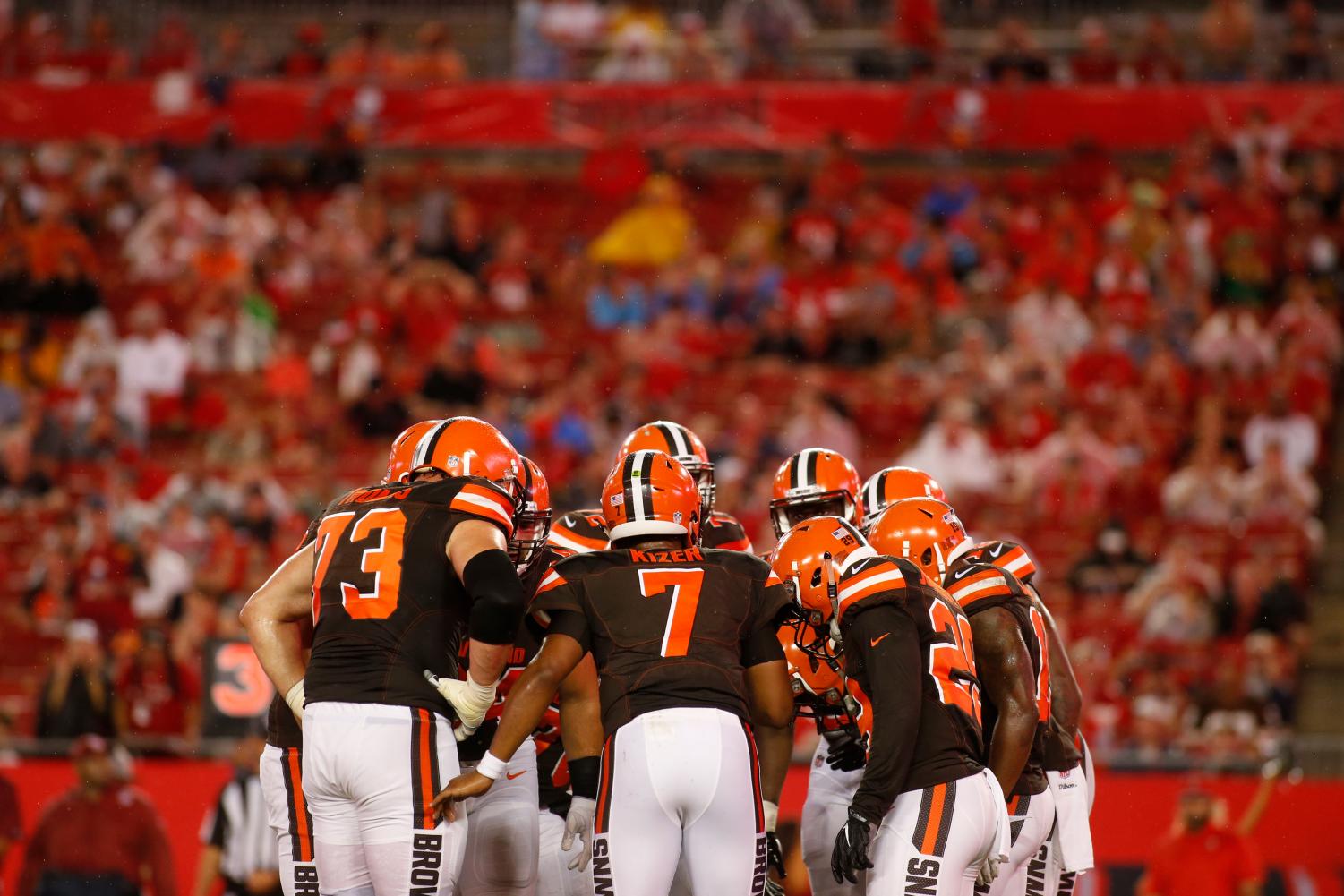 What other NFL teams besides the Browns have gone 0-16, 1-15? 