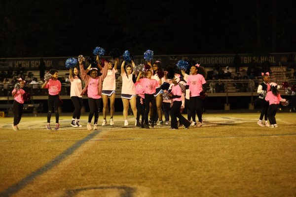 Junior Poms Take the Floor